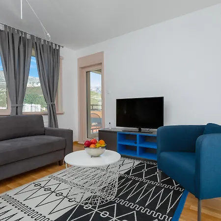 Krug Apartment